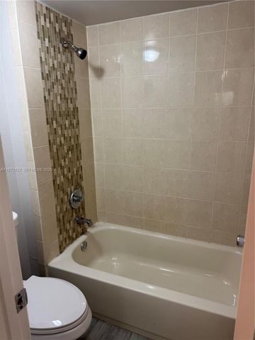 721 N Pine Island Road 201, Plantation, FL 33324