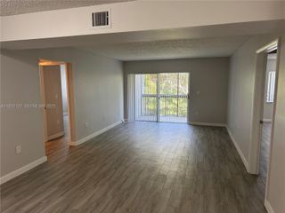 721 N Pine Island Road 201, Plantation, FL 33324