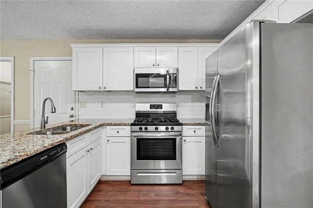 1011 Crown River Parkway, Mcdonough, GA 30252