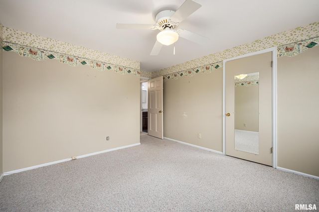 1020 W KENSINGTON Drive, Peoria, IL 61614