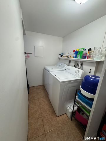 107 Greenlawn Street, East Hartford, CT 06108