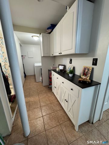 107 Greenlawn Street, East Hartford, CT 06108