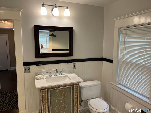 16 Cowing Terrace, Stamford, CT 06906