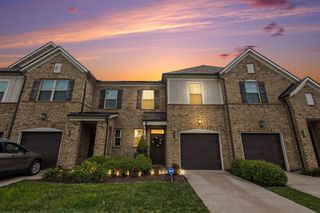 126 Bluestem Ct, Lebanon, TN 37090