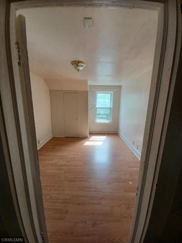 318 6th Street E, Northfield, MN 55057