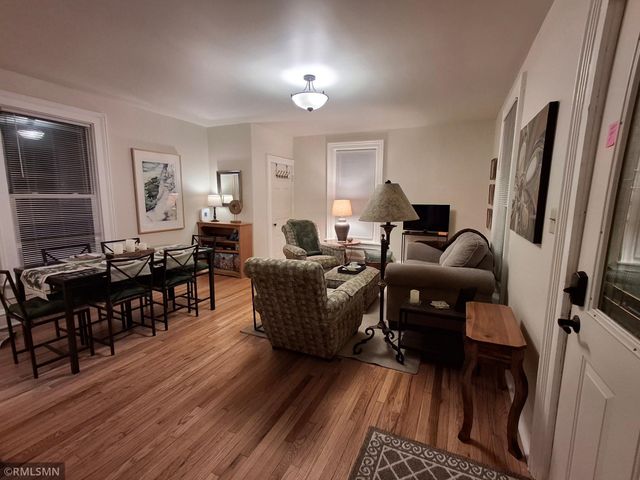318 6th Street E, Northfield, MN 55057