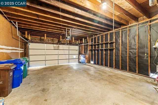 74 Villa Dr, San Pablo, CA 94806
