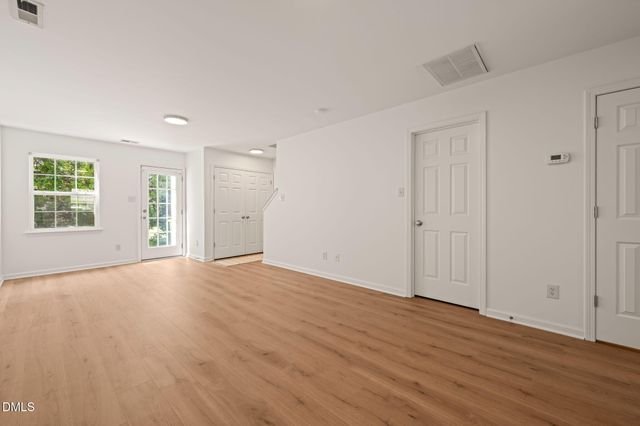 5122 Thornton Knoll Way, Raleigh, NC 27616