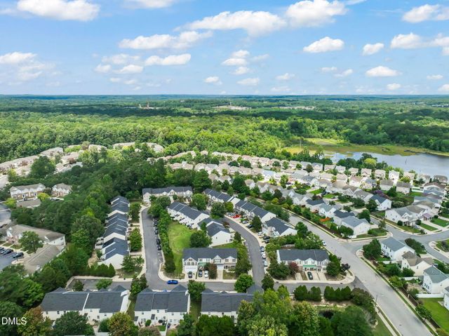 5122 Thornton Knoll Way, Raleigh, NC 27616