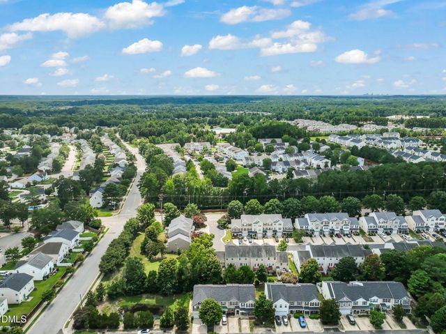 5122 Thornton Knoll Way, Raleigh, NC 27616
