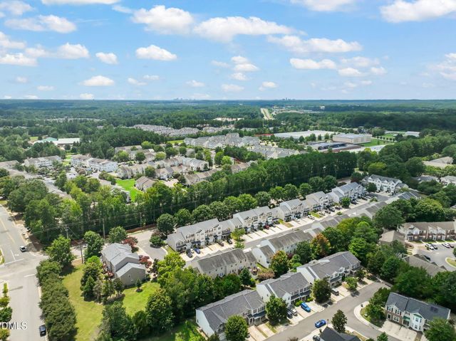 5122 Thornton Knoll Way, Raleigh, NC 27616