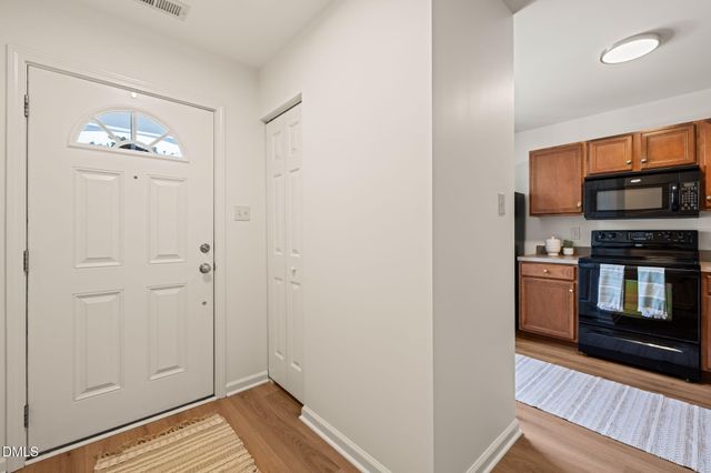 5122 Thornton Knoll Way, Raleigh, NC 27616