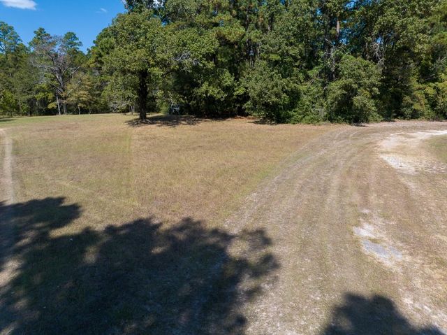 Lot 301 Horseshoe Lake Drive, Huntsville, TX 77340