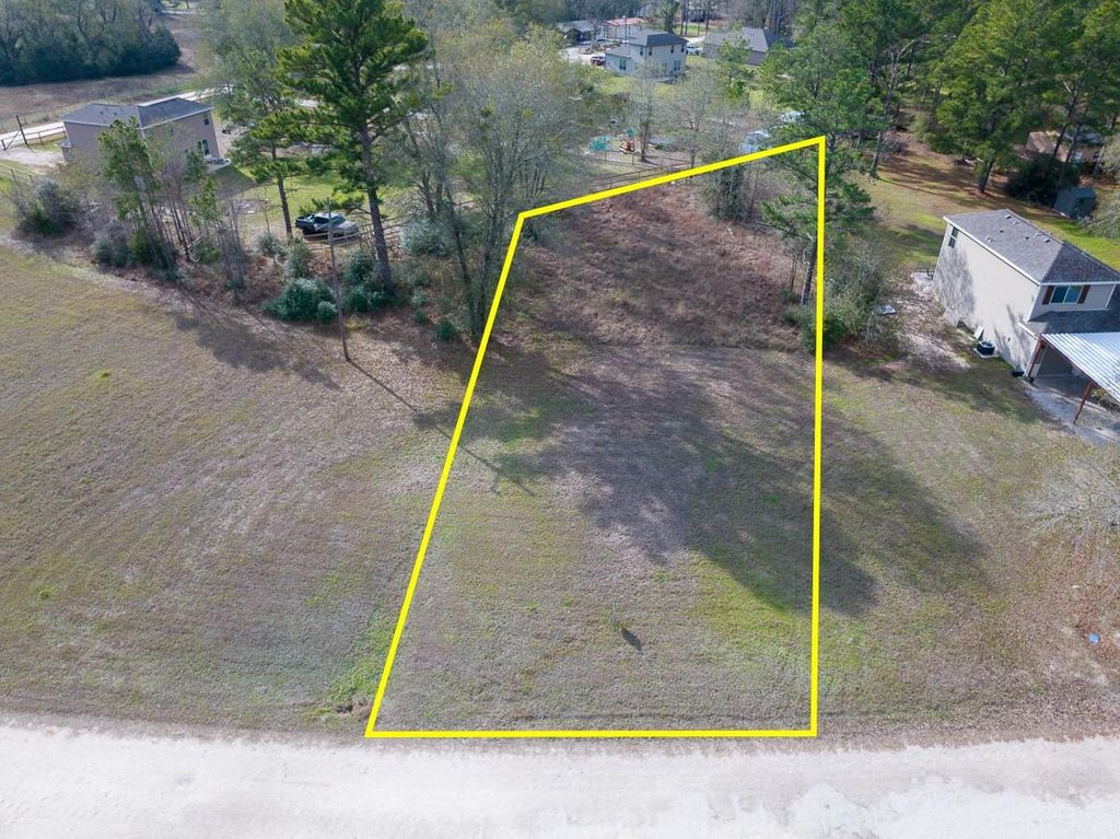 Lot 301 Horseshoe Lake Drive, Huntsville, TX 77340