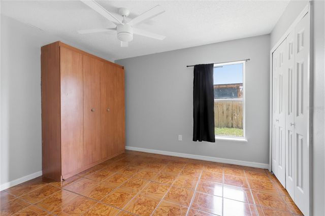 725 W 9TH STREET, Deltona, FL 32725