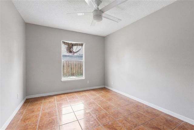 725 W 9TH STREET, Deltona, FL 32725