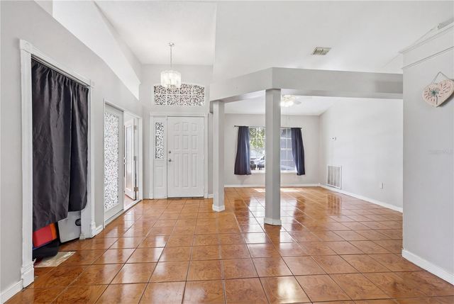 725 W 9TH STREET, Deltona, FL 32725
