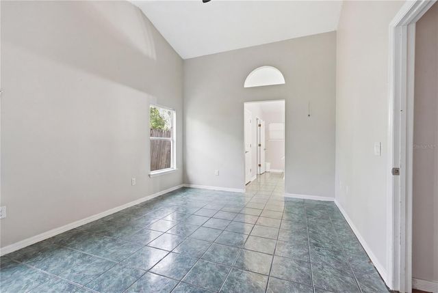 725 W 9TH STREET, Deltona, FL 32725