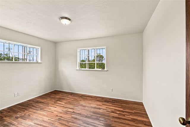 105 E Alicante Road, Santa Fe, NM 87505