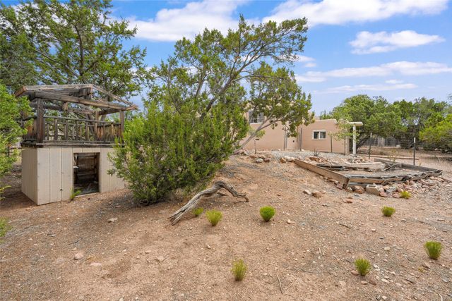 105 E Alicante Road, Santa Fe, NM 87505