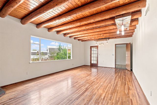105 E Alicante Road, Santa Fe, NM 87505
