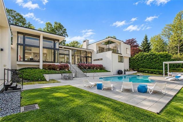 461 Tam O Shanter Drive SE, Marietta, GA 30067
