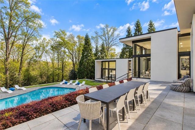 461 Tam O Shanter Drive SE, Marietta, GA 30067