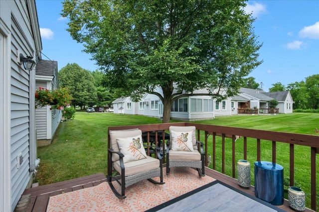 16 Clover Dr Unit 8D, Essex, VT 05452