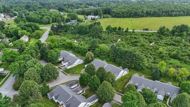 16 Clover Dr Unit 8D, Essex, VT 05452
