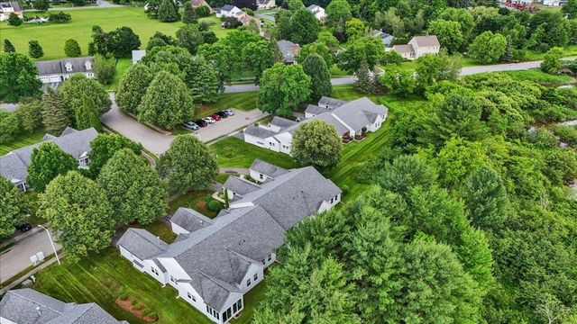 16 Clover Dr Unit 8D, Essex, VT 05452