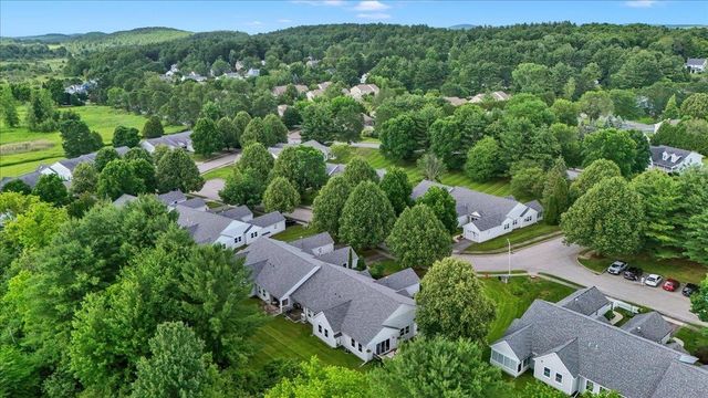 16 Clover Dr Unit 8D, Essex, VT 05452