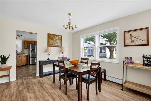 16 Clover Dr Unit 8D, Essex, VT 05452