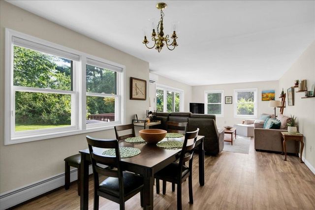 16 Clover Dr Unit 8D, Essex, VT 05452