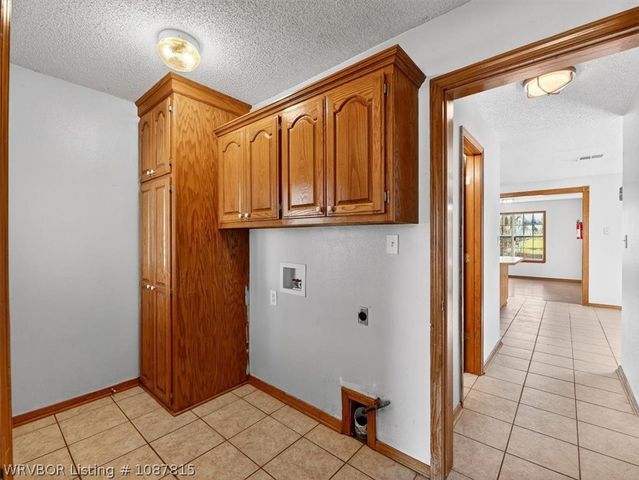 43709 237th Avenue, Heavener, OK 74937