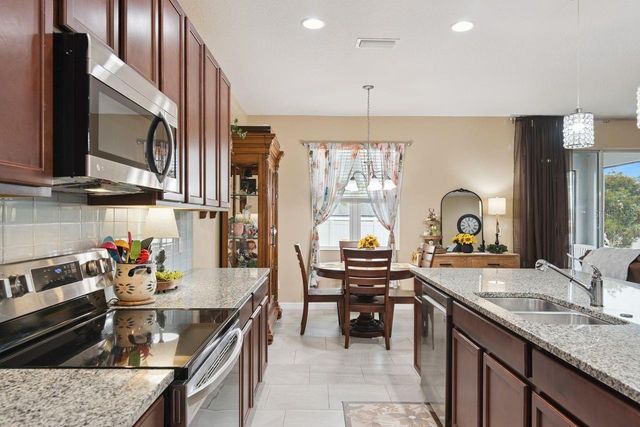 206 HYDRA WAY, Groveland, FL 34736