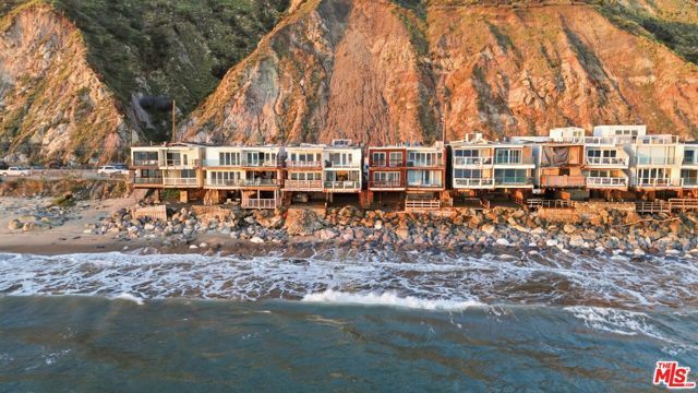 20456 Pacific Coast Highway, Malibu, CA 90265