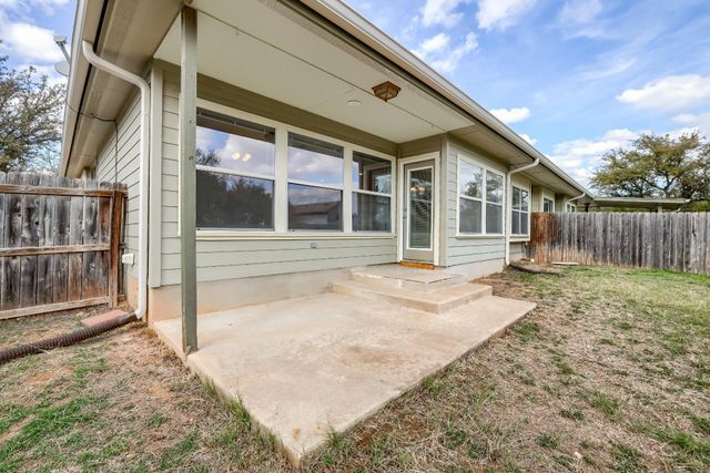 21501 Boggy Ford RD B, Lago Vista, TX 78645