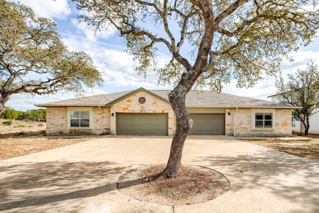 21501 Boggy Ford RD B, Lago Vista, TX 78645