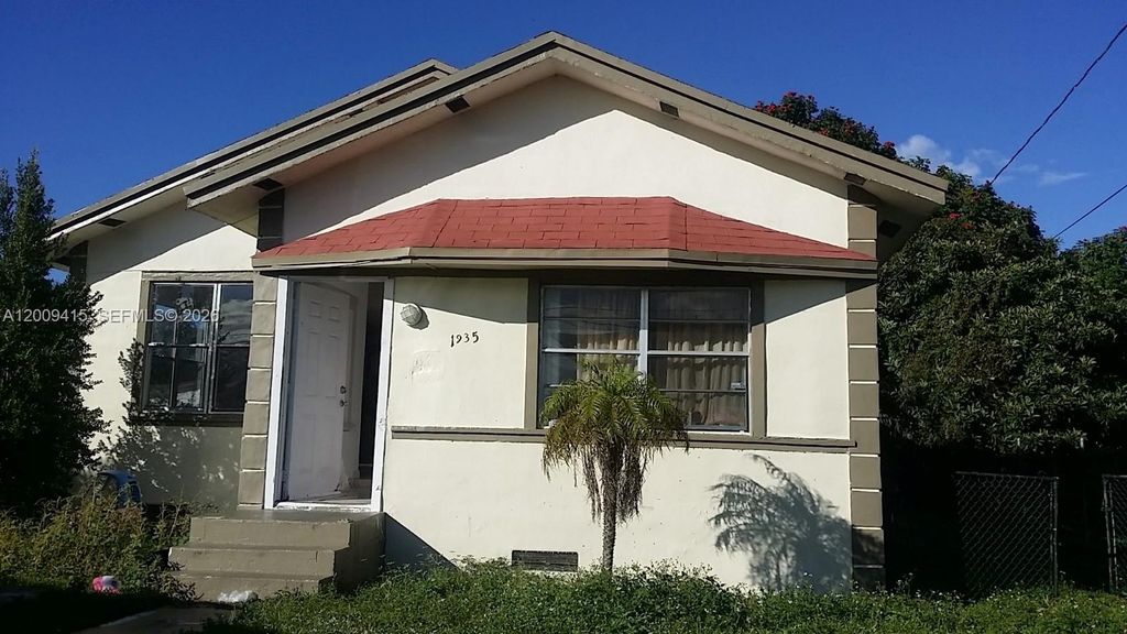 1935 NW 76th Street, Miami, FL 33147