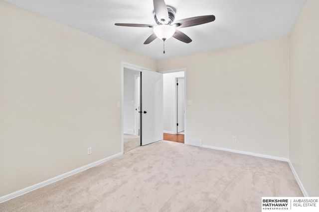 516 S 130th Street, Omaha, NE 68154
