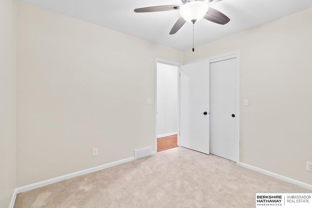 516 S 130th Street, Omaha, NE 68154