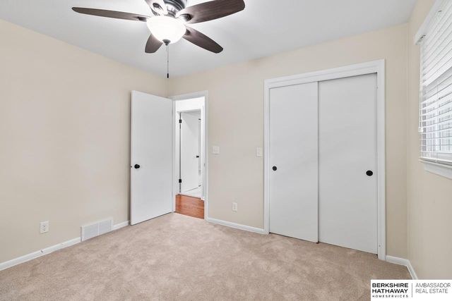 516 S 130th Street, Omaha, NE 68154