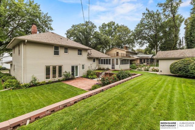 516 S 130th Street, Omaha, NE 68154