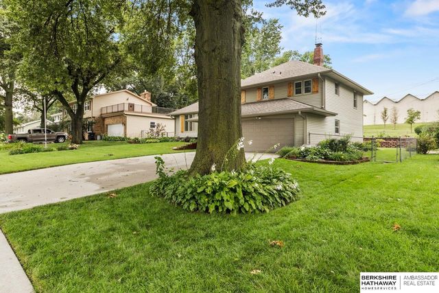 516 S 130th Street, Omaha, NE 68154