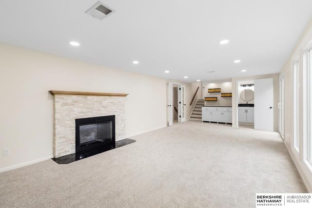 516 S 130th Street, Omaha, NE 68154