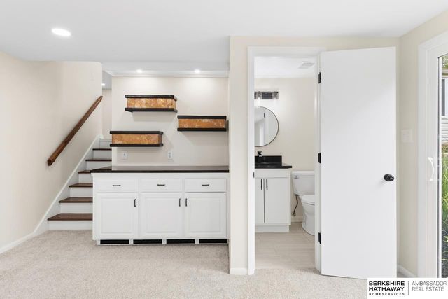516 S 130th Street, Omaha, NE 68154