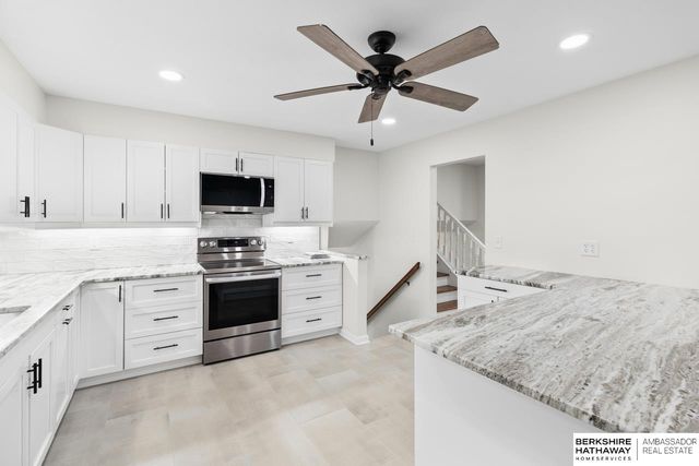 516 S 130th Street, Omaha, NE 68154