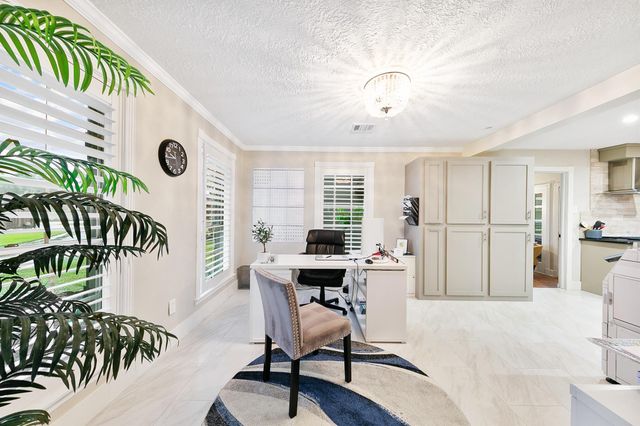 10419 W Hidden Lake Lane, Richmond, TX 77406