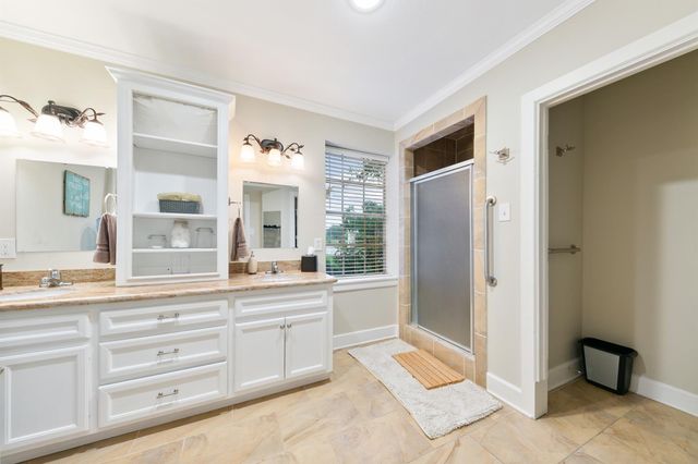 10419 W Hidden Lake Lane, Richmond, TX 77406