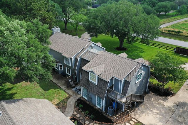 10419 W Hidden Lake Lane, Richmond, TX 77406